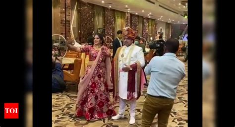 devar bhabhi ki video|Viral video shows Bhabhi super dance at Devars wedding